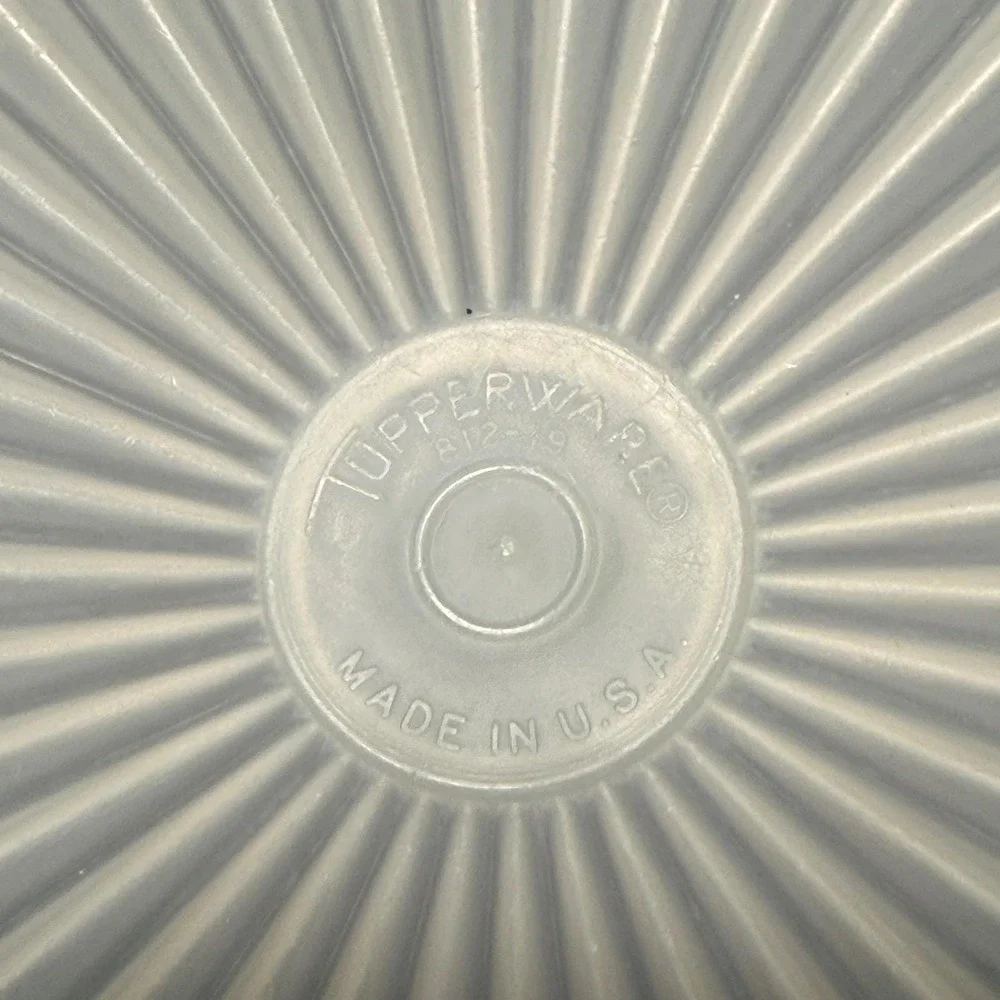 Tupperware vintage servalier
